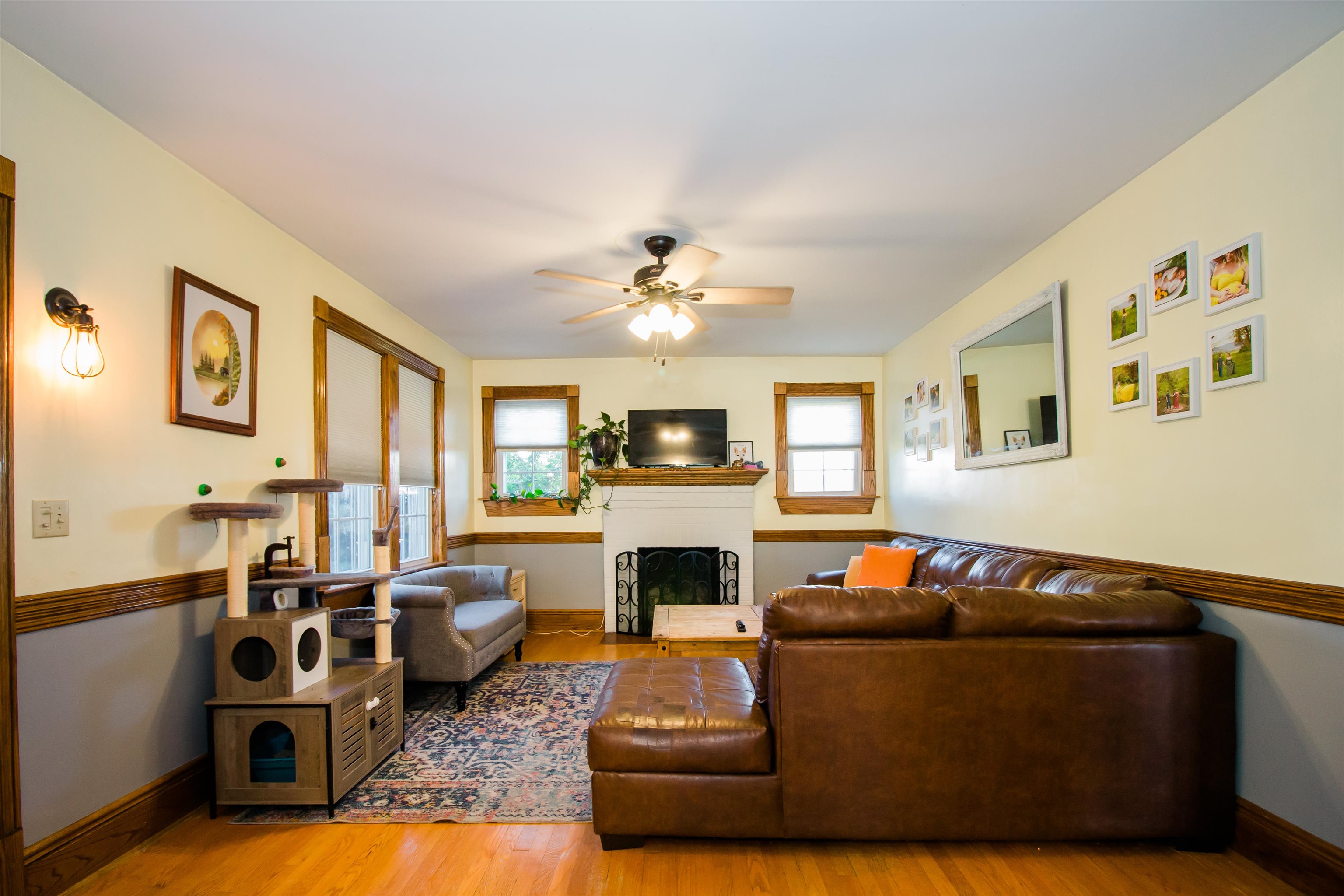212 N STUART AVE, ELKTON, Virginia 22827, 3 Bedrooms Bedrooms, ,2 BathroomsBathrooms,Residential,212 N STUART AVE,668296 MLS # 668296
