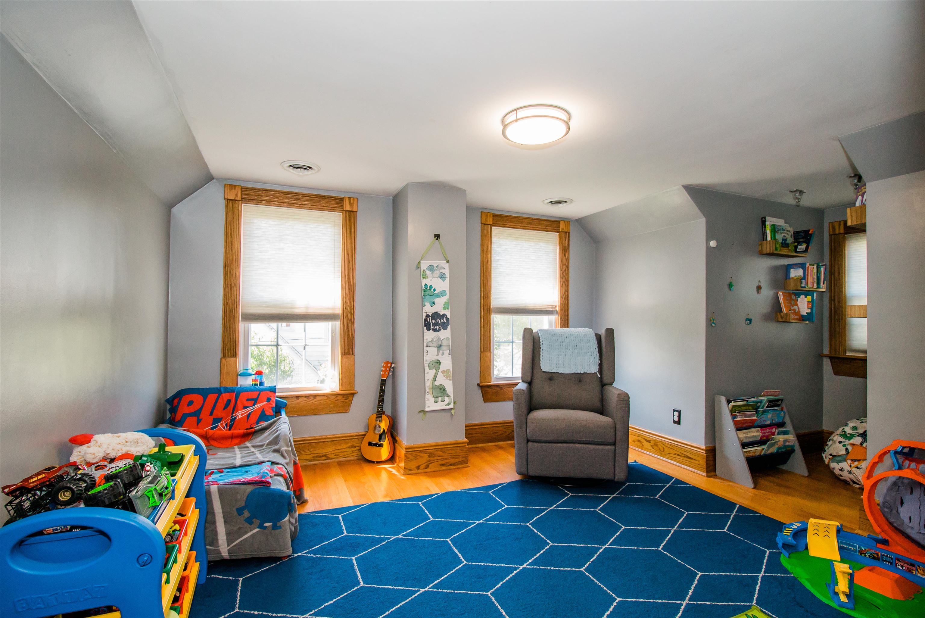 212 N STUART AVE, ELKTON, Virginia 22827, 3 Bedrooms Bedrooms, ,2 BathroomsBathrooms,Residential,212 N STUART AVE,668296 MLS # 668296