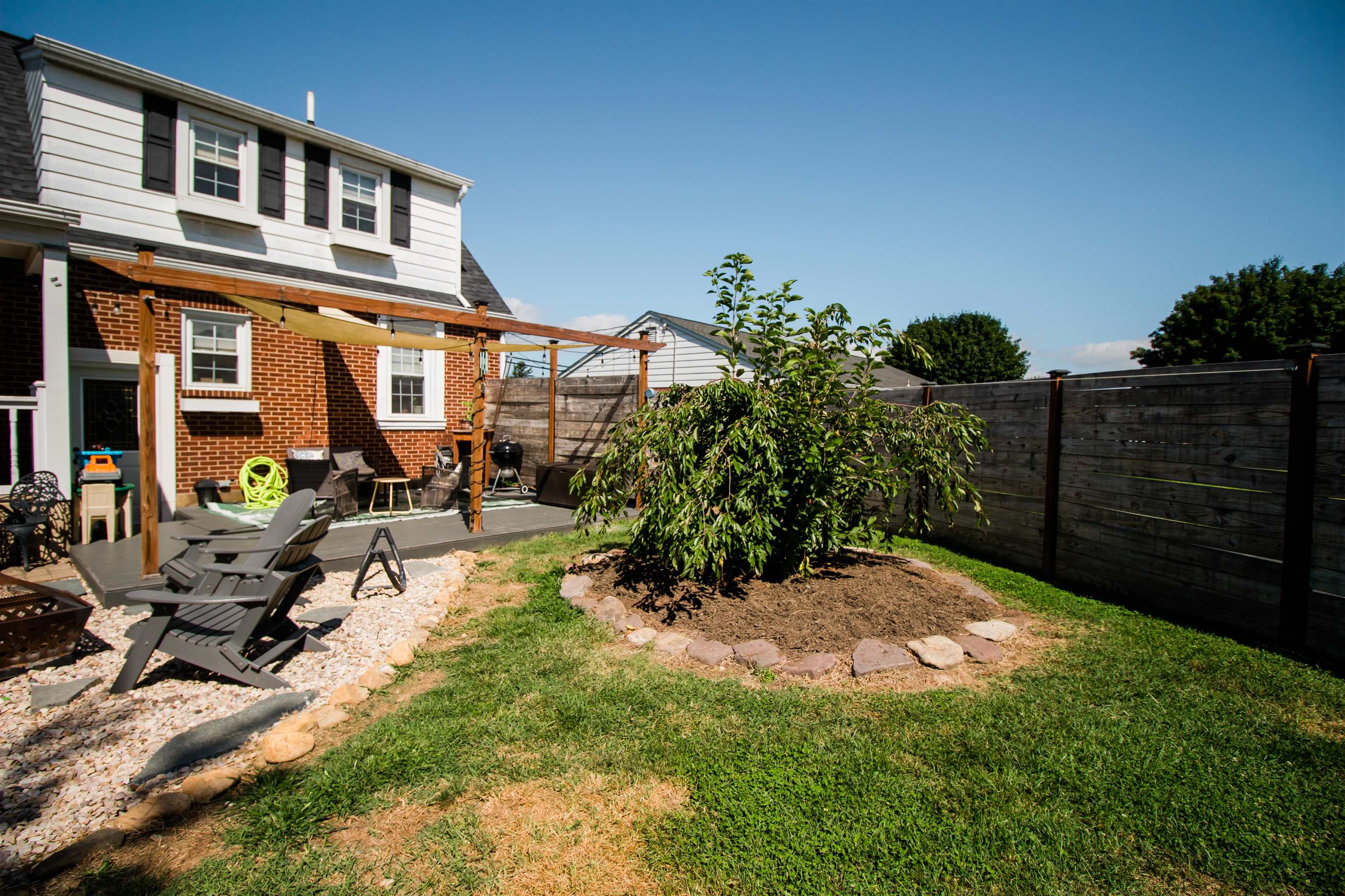 212 N STUART AVE, ELKTON, Virginia 22827, 3 Bedrooms Bedrooms, ,2 BathroomsBathrooms,Residential,212 N STUART AVE,668296 MLS # 668296