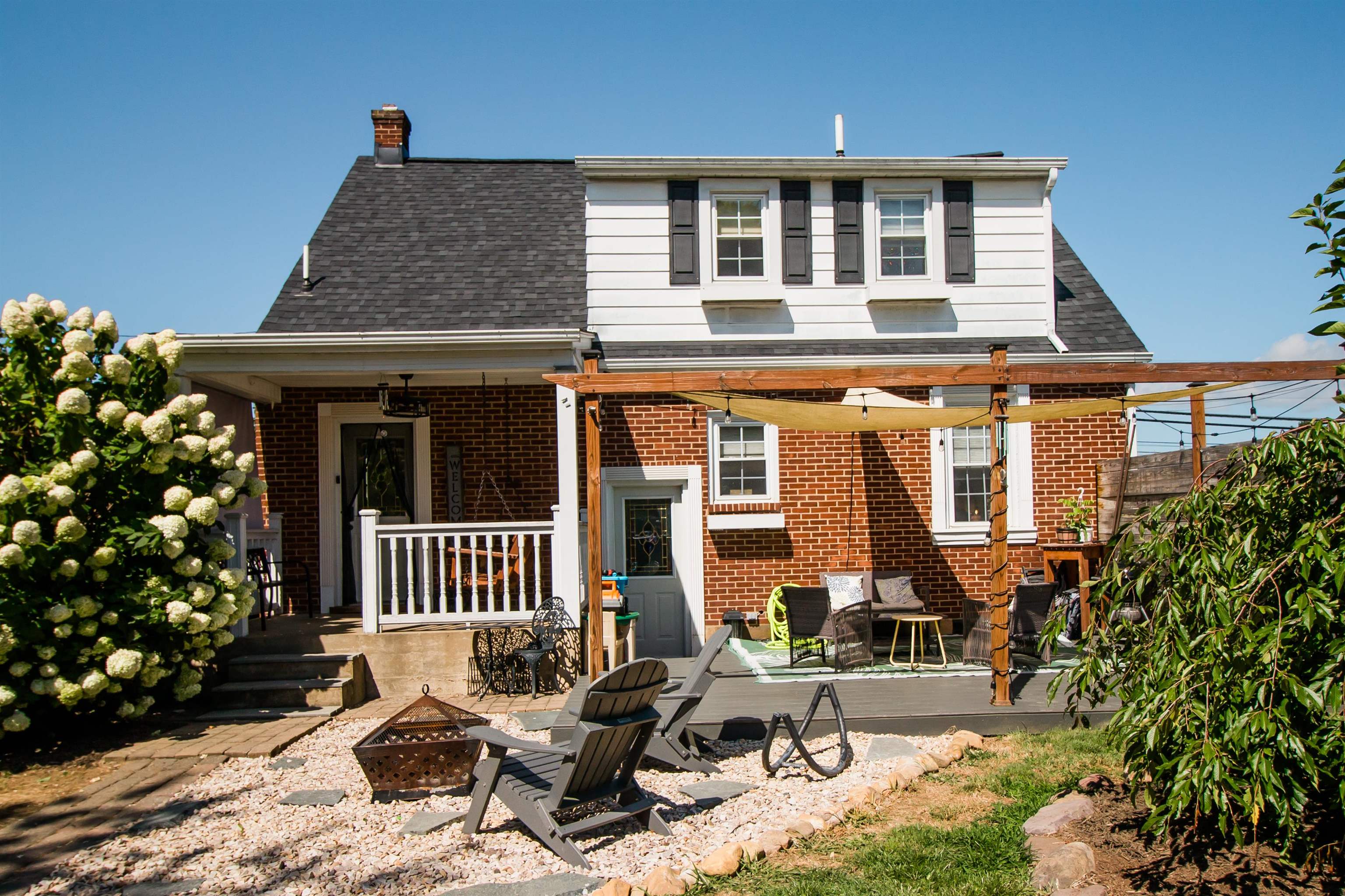 212 N STUART AVE, ELKTON, Virginia 22827, 3 Bedrooms Bedrooms, ,2 BathroomsBathrooms,Residential,212 N STUART AVE,668296 MLS # 668296