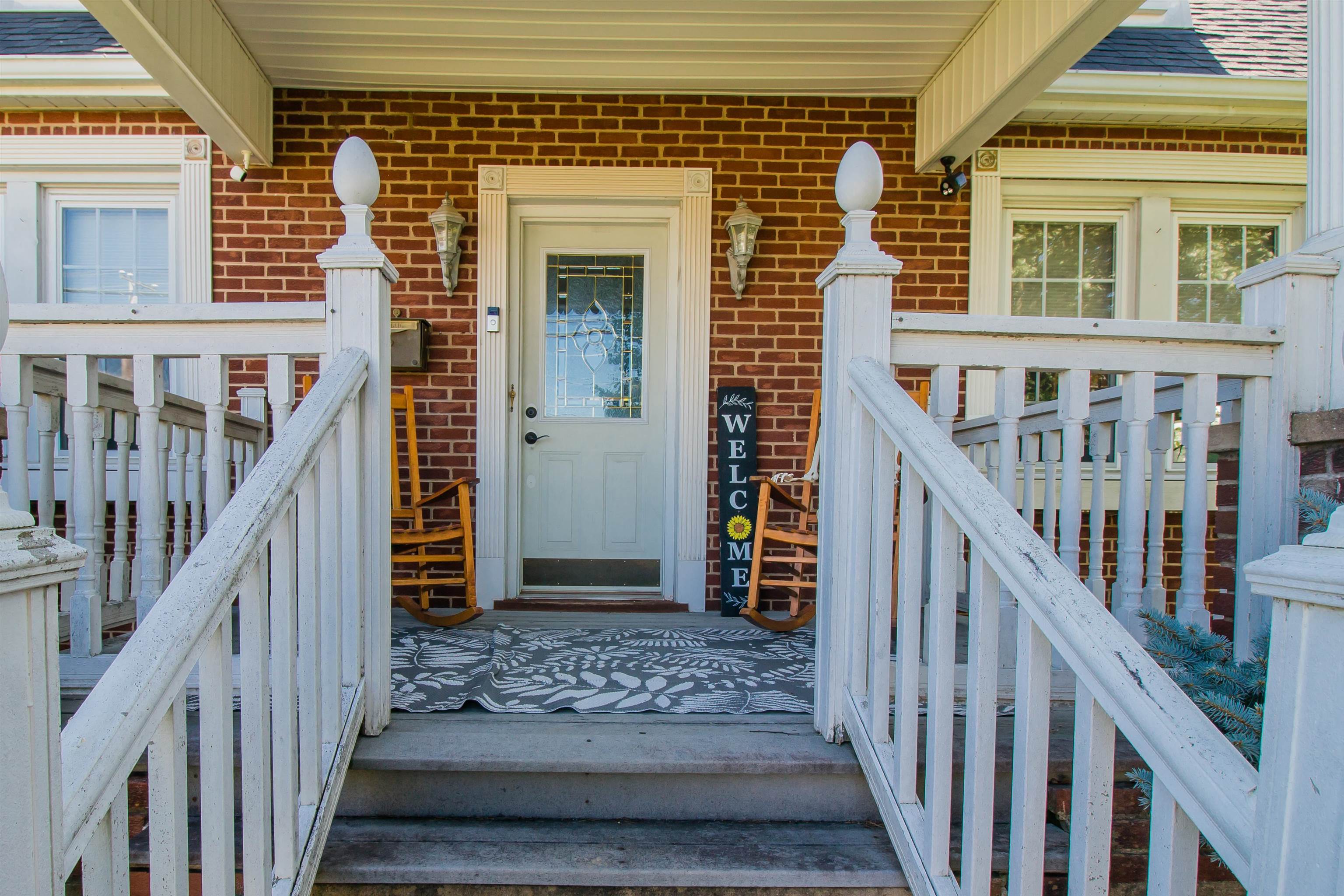 212 N STUART AVE, ELKTON, Virginia 22827, 3 Bedrooms Bedrooms, ,2 BathroomsBathrooms,Residential,212 N STUART AVE,668296 MLS # 668296