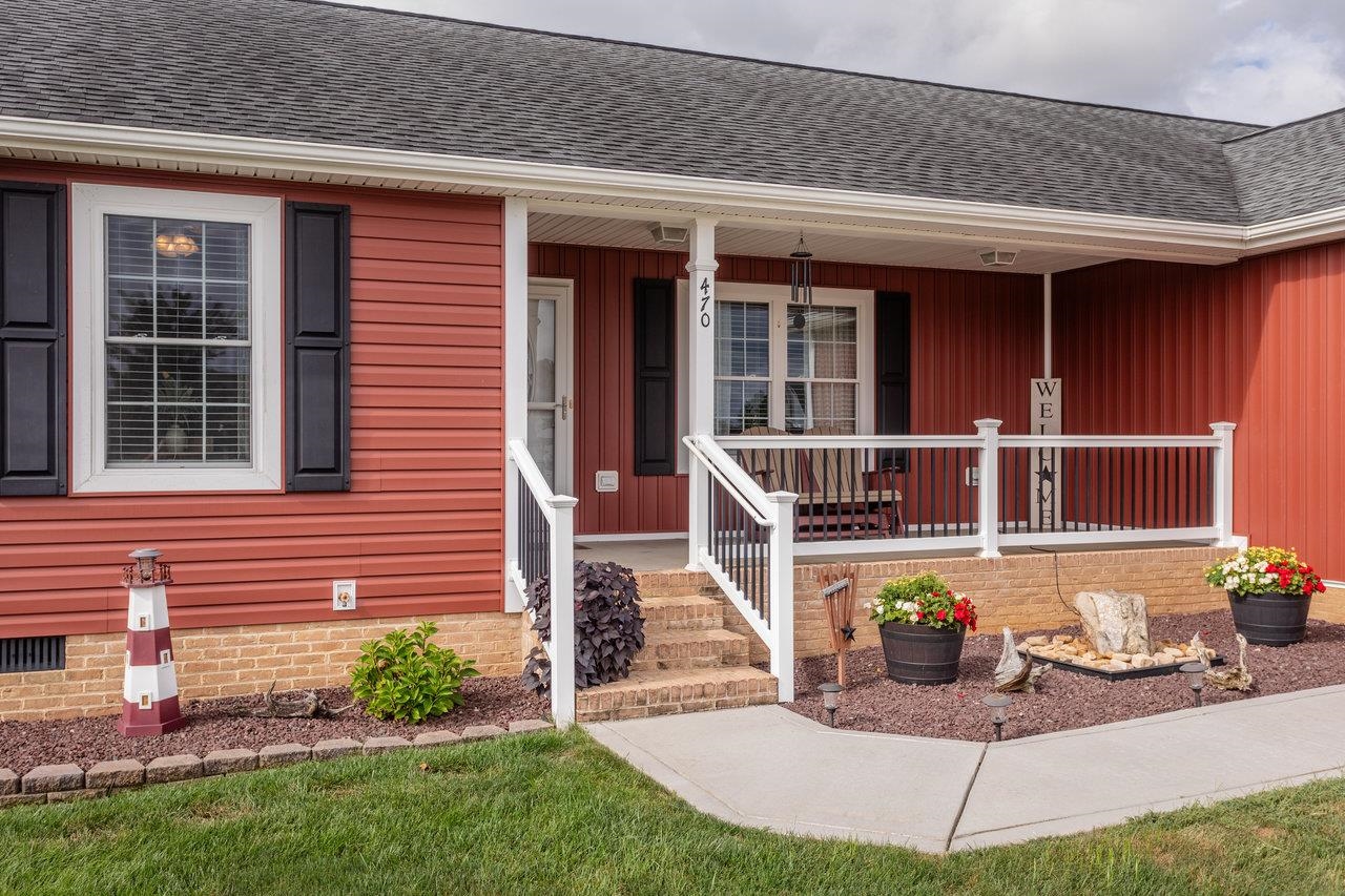 470 COYOTE RUN, BROADWAY, Virginia 22815, 3 Bedrooms Bedrooms, ,2 BathroomsBathrooms,Residential,470 COYOTE RUN,668299 MLS # 668299