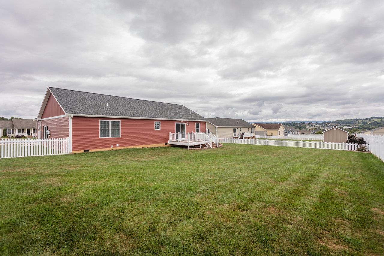 470 COYOTE RUN, BROADWAY, Virginia 22815, 3 Bedrooms Bedrooms, ,2 BathroomsBathrooms,Residential,470 COYOTE RUN,668299 MLS # 668299