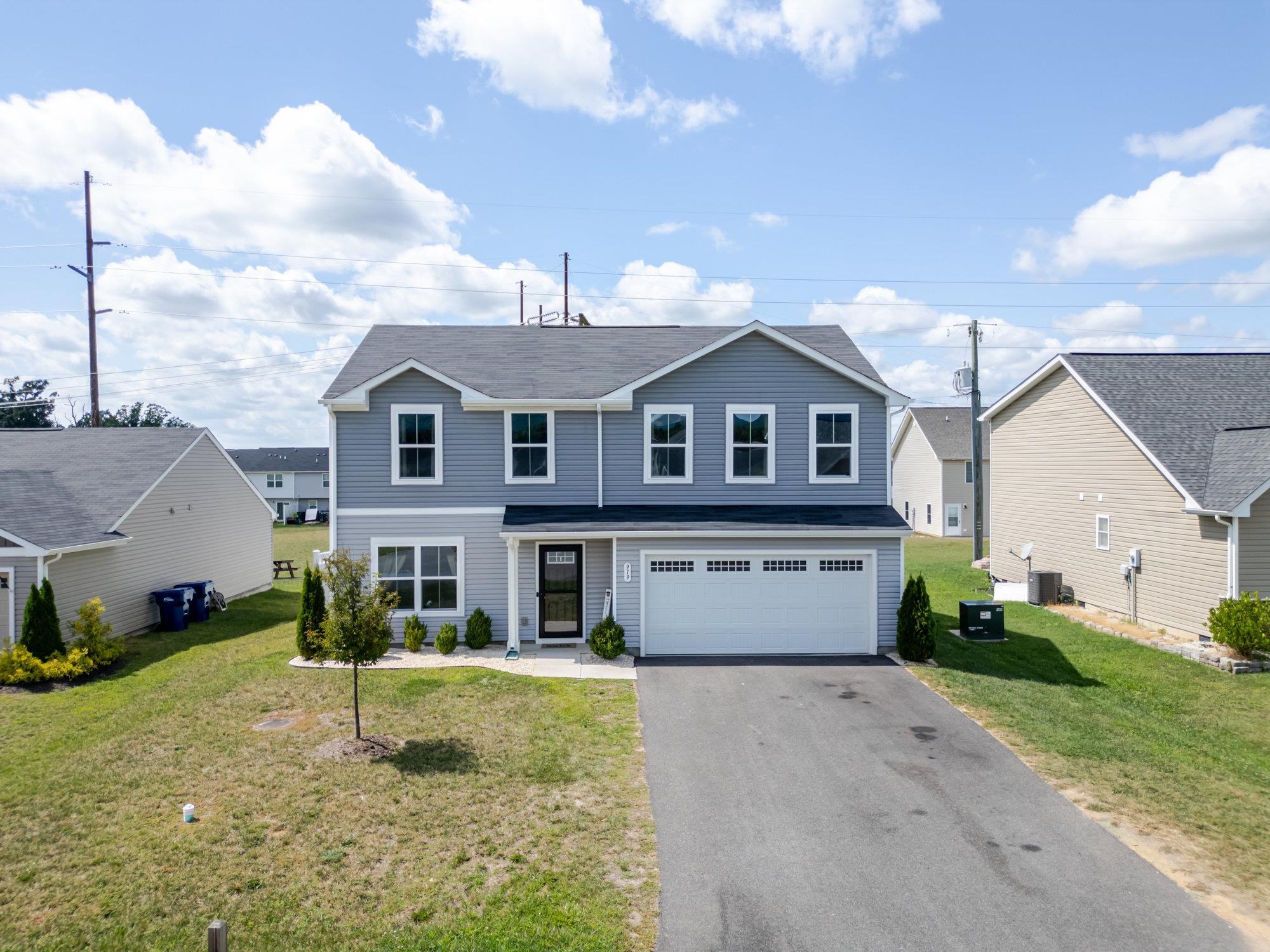 919 MACON AVE, GROTTOES, Virginia 24441, 4 Bedrooms Bedrooms, ,2 BathroomsBathrooms,Residential,919 MACON AVE,668309 MLS # 668309