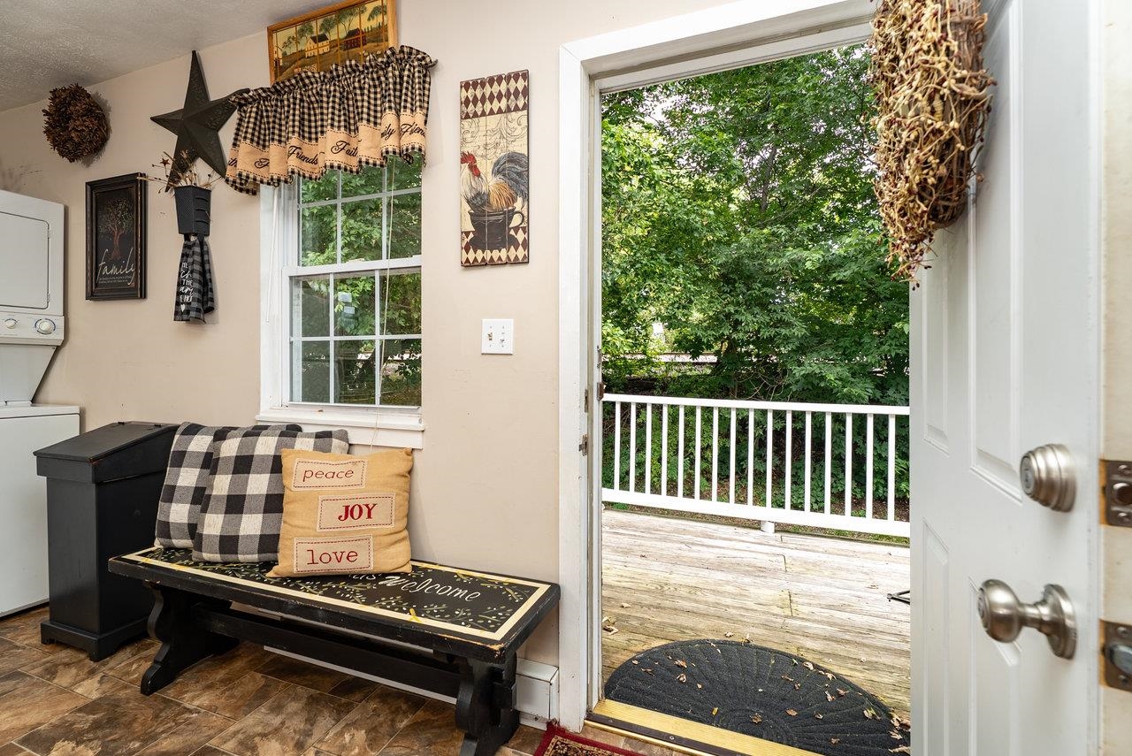 290 SHENANDOAH RIVER RD, SHENANDOAH, Virginia 22849, 2 Bedrooms Bedrooms, ,1 BathroomBathrooms,Residential,290 SHENANDOAH RIVER RD,668310 MLS # 668310