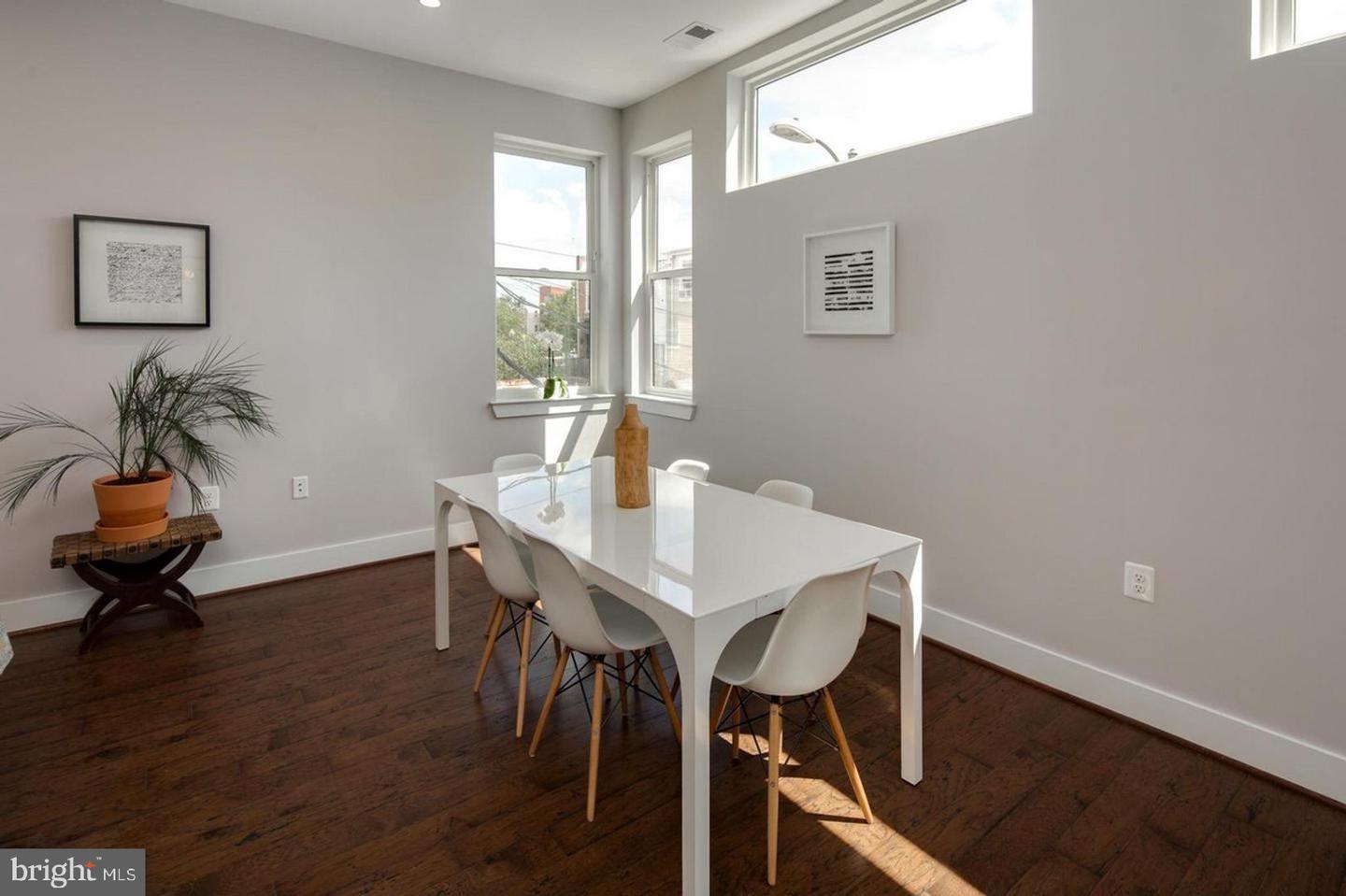 3542 WARDER ST NW #204, WASHINGTON, District Of Columbia 20010, 2 Bedrooms Bedrooms, ,2 BathroomsBathrooms,Residential,For sale,3542 WARDER ST NW #204,DCDC2213232 MLS # DCDC2213232 3542 WARDER ST NW #204, WASHINGTON, District Of Columbia 20010, 2 Bedrooms Bedrooms, ,2 BathroomsBathrooms,Residential,For sale,3542 WARDER ST NW #204,DCDC2213232 MLS # DCDC2213232