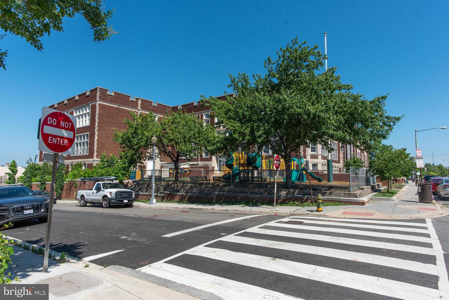 3542 WARDER ST NW #204, WASHINGTON, District Of Columbia 20010, 2 Bedrooms Bedrooms, ,2 BathroomsBathrooms,Residential,For sale,3542 WARDER ST NW #204,DCDC2213232 MLS # DCDC2213232 3542 WARDER ST NW #204, WASHINGTON, District Of Columbia 20010, 2 Bedrooms Bedrooms, ,2 BathroomsBathrooms,Residential,For sale,3542 WARDER ST NW #204,DCDC2213232 MLS # DCDC2213232