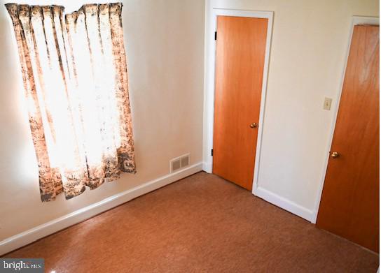 37116 SNICKERSVILLE TPKE, PURCELLVILLE, Virginia 20132, 4 Bedrooms Bedrooms, ,2 BathroomsBathrooms,Residential,For sale,37116 SNICKERSVILLE TPKE,VALO2103930 MLS # VALO2103930