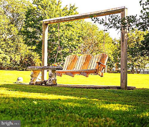 37116 SNICKERSVILLE TPKE, PURCELLVILLE, Virginia 20132, 4 Bedrooms Bedrooms, ,2 BathroomsBathrooms,Residential,For sale,37116 SNICKERSVILLE TPKE,VALO2103930 MLS # VALO2103930