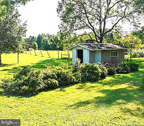 37116 SNICKERSVILLE TPKE, PURCELLVILLE, Virginia 20132, 4 Bedrooms Bedrooms, ,2 BathroomsBathrooms,Residential,For sale,37116 SNICKERSVILLE TPKE,VALO2103930 MLS # VALO2103930