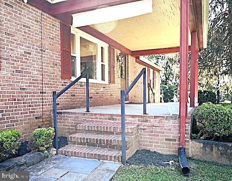 37116 SNICKERSVILLE TPKE, PURCELLVILLE, Virginia 20132, 4 Bedrooms Bedrooms, ,2 BathroomsBathrooms,Residential,For sale,37116 SNICKERSVILLE TPKE,VALO2103930 MLS # VALO2103930