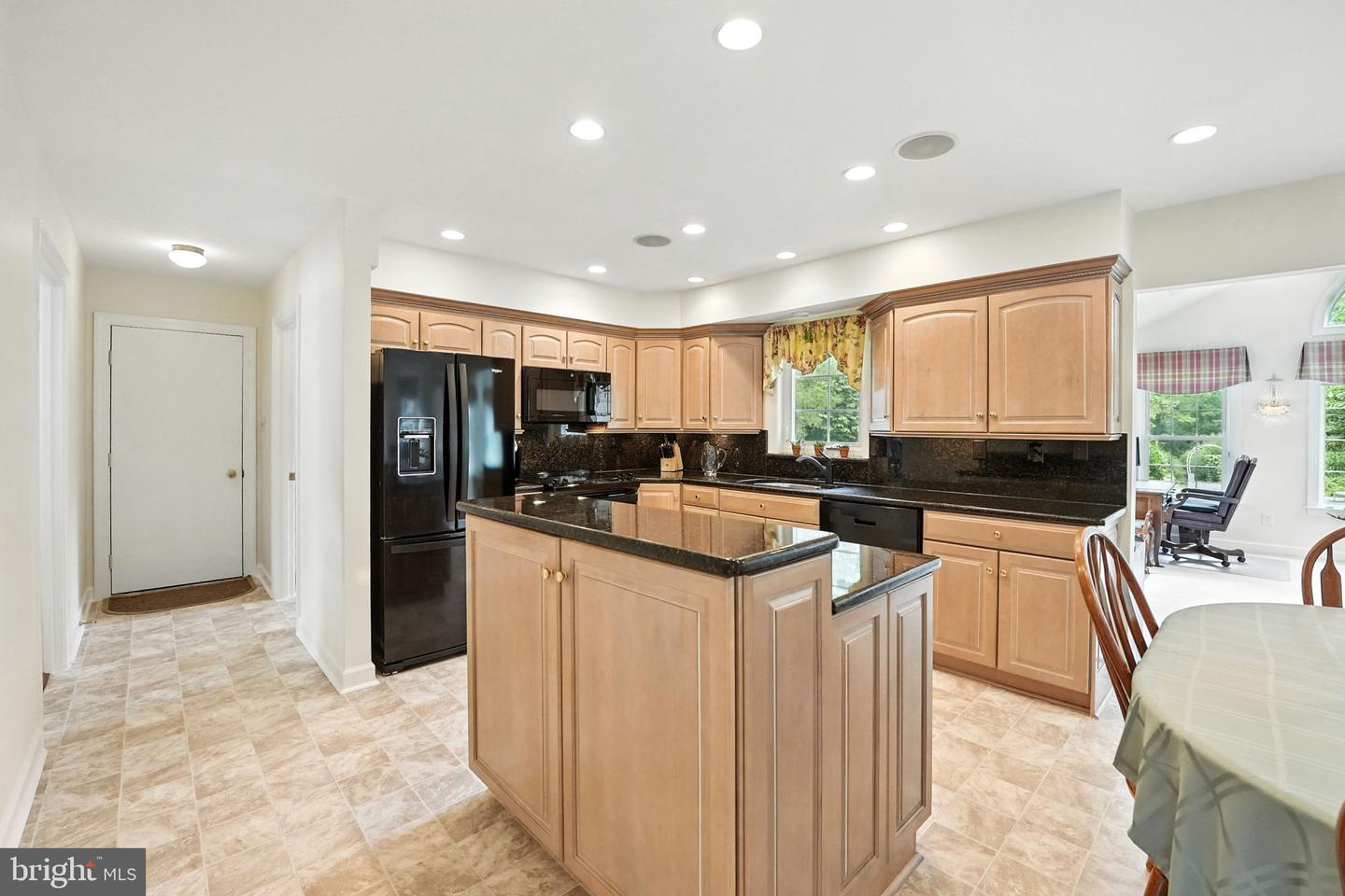 15470 MEHERRIN DR, CENTREVILLE, Virginia 20120, 4 Bedrooms Bedrooms, ,3 BathroomsBathrooms,Residential,For sale,15470 MEHERRIN DR,VAFX2259510 MLS # VAFX2259510