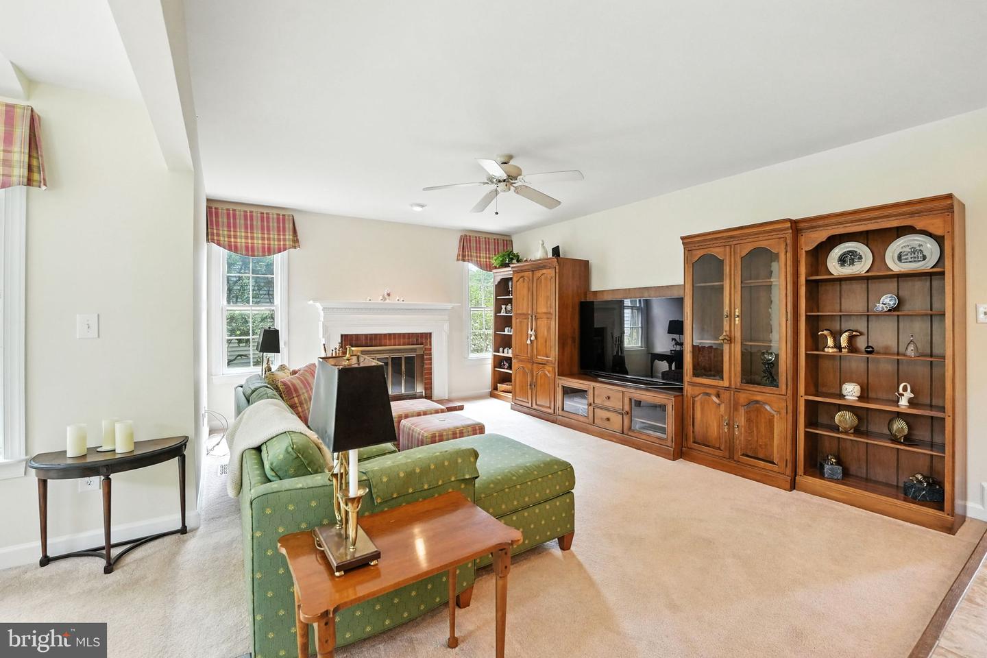 15470 MEHERRIN DR, CENTREVILLE, Virginia 20120, 4 Bedrooms Bedrooms, ,3 BathroomsBathrooms,Residential,For sale,15470 MEHERRIN DR,VAFX2259510 MLS # VAFX2259510