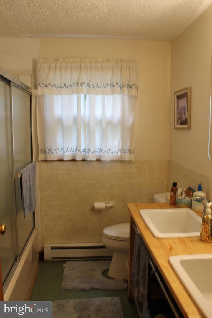 306 LIBERTY RD, REEDVILLE, Virginia 22539, 4 Bedrooms Bedrooms, ,2 BathroomsBathrooms,Residential,For sale,306 LIBERTY RD,VANV2001718 MLS # VANV2001718