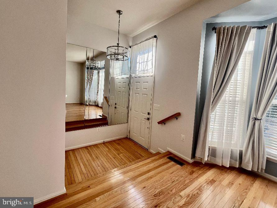 6169 CINNAMON CT, ALEXANDRIA, Virginia 22310, 4 Bedrooms Bedrooms, 11 Rooms Rooms,2 BathroomsBathrooms,Residential,For sale,6169 CINNAMON CT,VAFX2260924 MLS # VAFX2260924