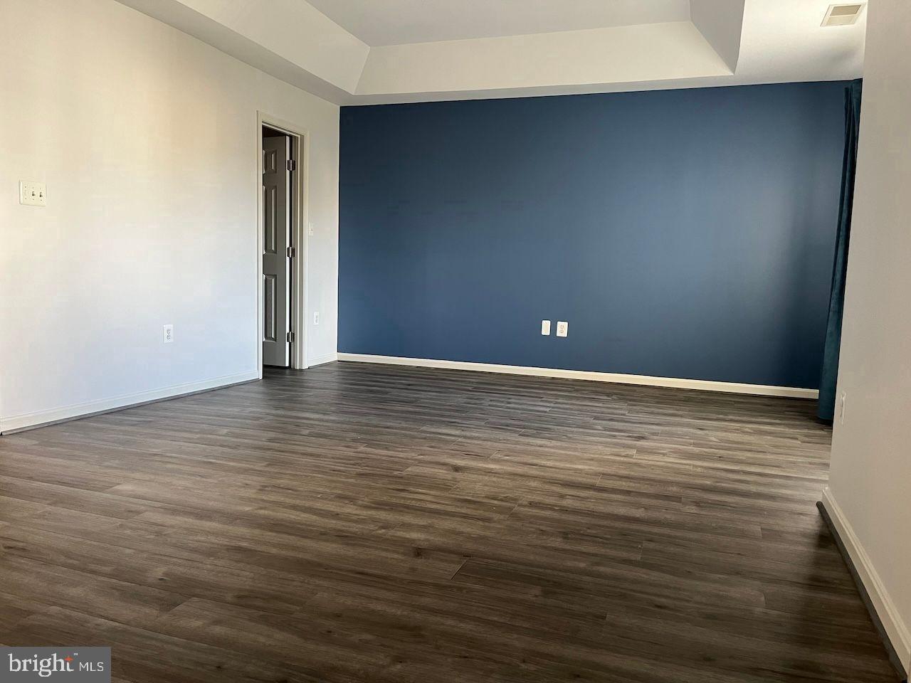 6169 CINNAMON CT, ALEXANDRIA, Virginia 22310, 4 Bedrooms Bedrooms, 11 Rooms Rooms,2 BathroomsBathrooms,Residential,For sale,6169 CINNAMON CT,VAFX2260924 MLS # VAFX2260924