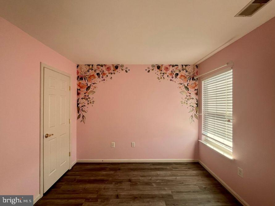6169 CINNAMON CT, ALEXANDRIA, Virginia 22310, 4 Bedrooms Bedrooms, 11 Rooms Rooms,2 BathroomsBathrooms,Residential,For sale,6169 CINNAMON CT,VAFX2260924 MLS # VAFX2260924