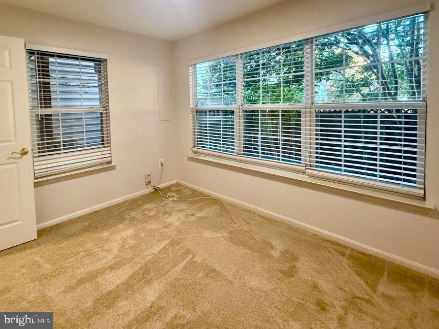 6169 CINNAMON CT, ALEXANDRIA, Virginia 22310, 4 Bedrooms Bedrooms, 11 Rooms Rooms,2 BathroomsBathrooms,Residential,For sale,6169 CINNAMON CT,VAFX2260924 MLS # VAFX2260924
