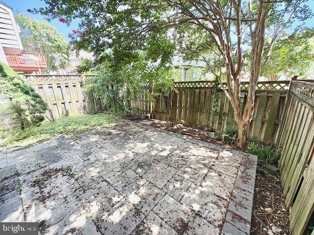 6169 CINNAMON CT, ALEXANDRIA, Virginia 22310, 4 Bedrooms Bedrooms, 11 Rooms Rooms,2 BathroomsBathrooms,Residential,For sale,6169 CINNAMON CT,VAFX2260924 MLS # VAFX2260924