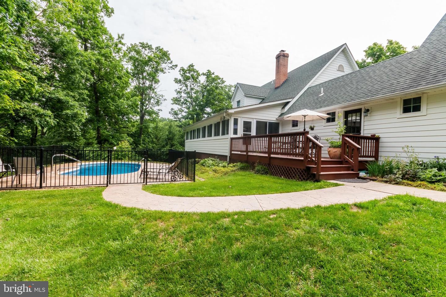 430 SADDLEBACK LN, WINCHESTER, Virginia 22602, 4 Bedrooms Bedrooms, ,3 BathroomsBathrooms,Residential,For sale,430 SADDLEBACK LN,VAFV2036046 MLS # VAFV2036046