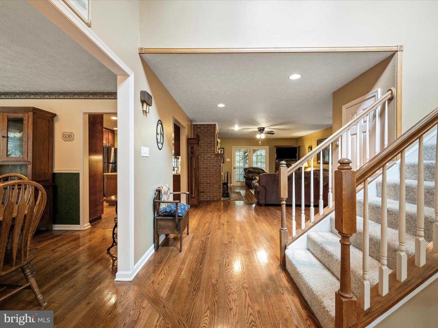430 SADDLEBACK LN, WINCHESTER, Virginia 22602, 4 Bedrooms Bedrooms, ,3 BathroomsBathrooms,Residential,For sale,430 SADDLEBACK LN,VAFV2036046 MLS # VAFV2036046