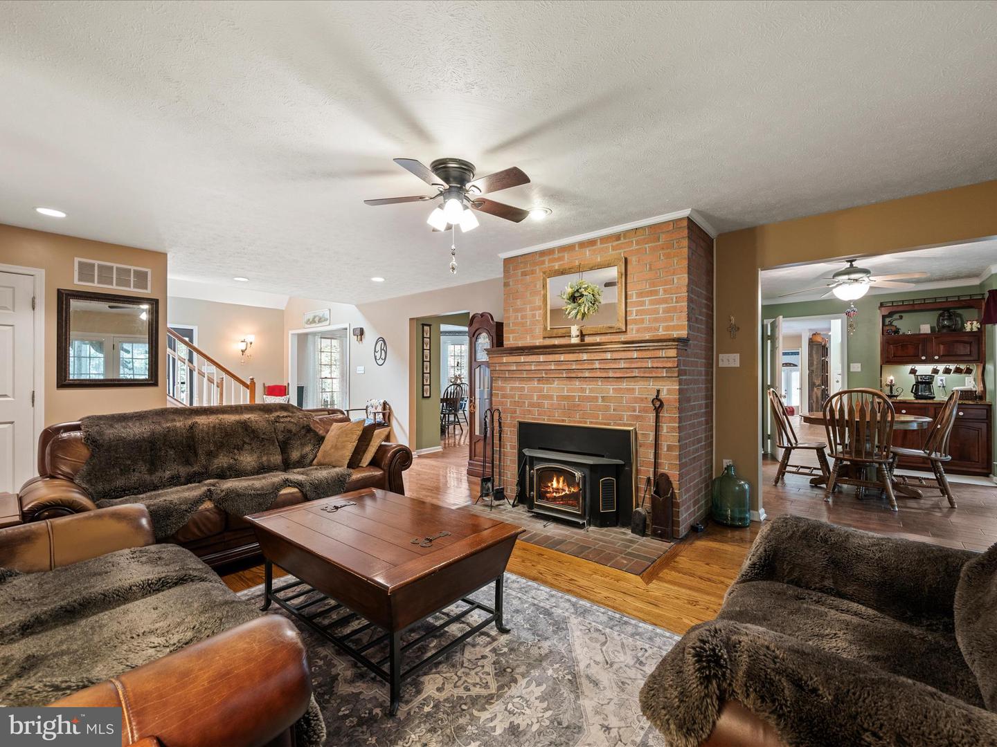 430 SADDLEBACK LN, WINCHESTER, Virginia 22602, 4 Bedrooms Bedrooms, ,3 BathroomsBathrooms,Residential,For sale,430 SADDLEBACK LN,VAFV2036046 MLS # VAFV2036046