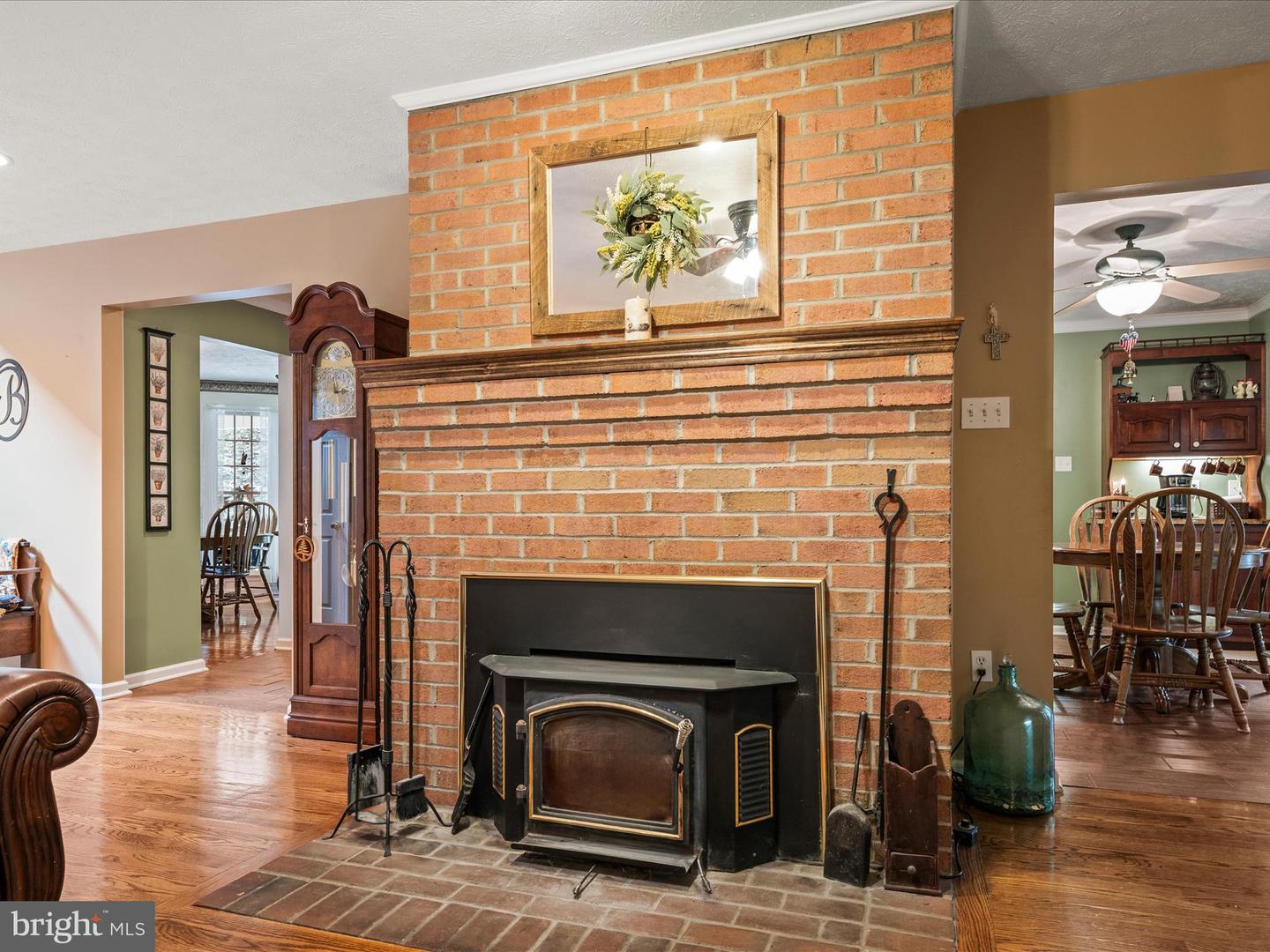 430 SADDLEBACK LN, WINCHESTER, Virginia 22602, 4 Bedrooms Bedrooms, ,3 BathroomsBathrooms,Residential,For sale,430 SADDLEBACK LN,VAFV2036046 MLS # VAFV2036046