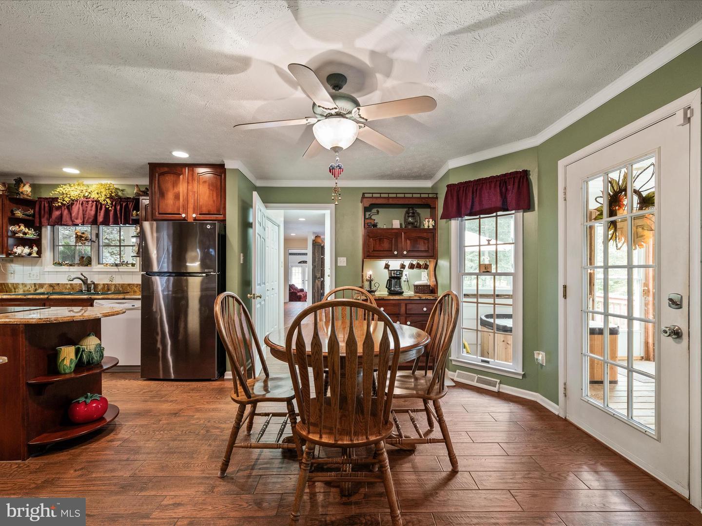 430 SADDLEBACK LN, WINCHESTER, Virginia 22602, 4 Bedrooms Bedrooms, ,3 BathroomsBathrooms,Residential,For sale,430 SADDLEBACK LN,VAFV2036046 MLS # VAFV2036046