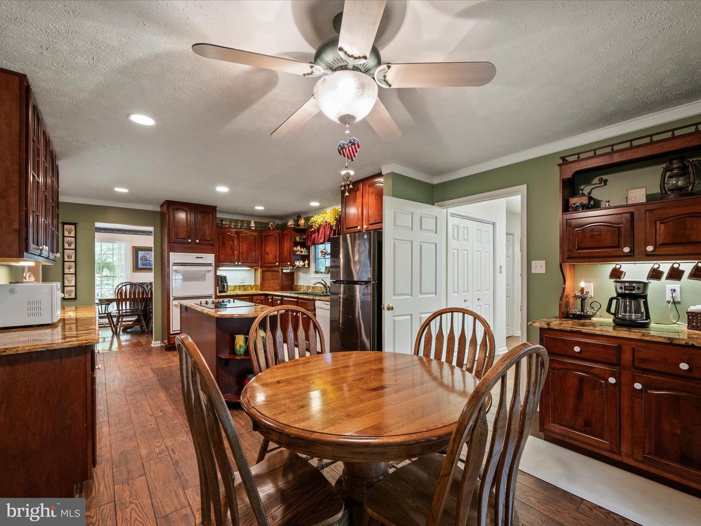 430 SADDLEBACK LN, WINCHESTER, Virginia 22602, 4 Bedrooms Bedrooms, ,3 BathroomsBathrooms,Residential,For sale,430 SADDLEBACK LN,VAFV2036046 MLS # VAFV2036046