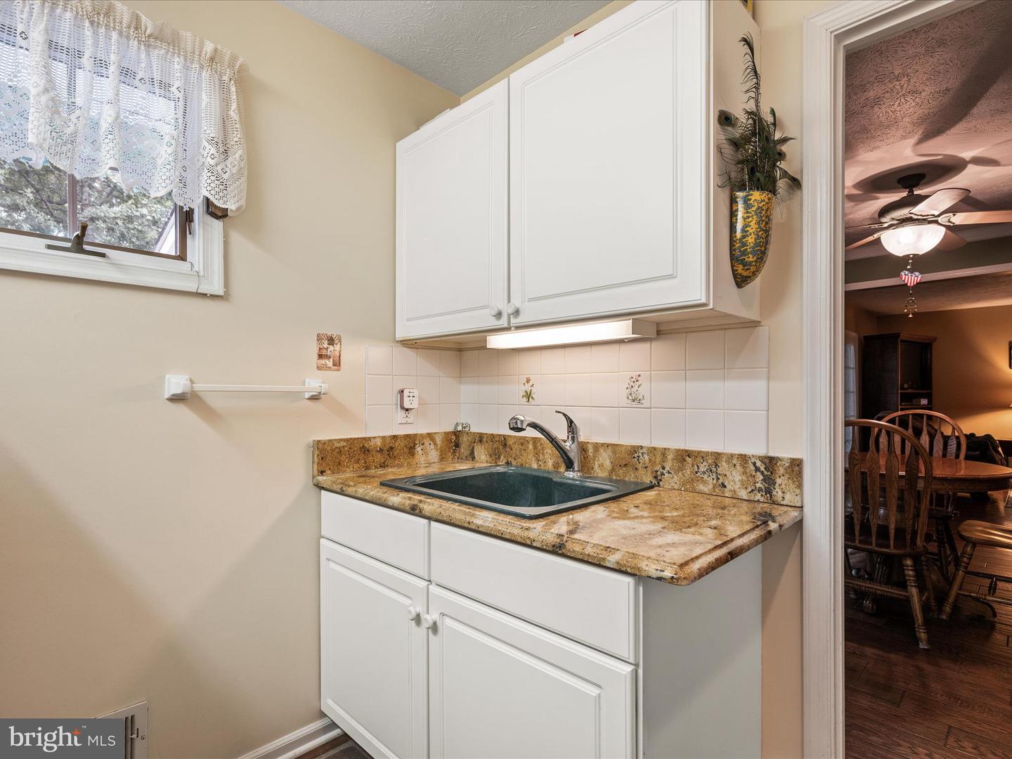 430 SADDLEBACK LN, WINCHESTER, Virginia 22602, 4 Bedrooms Bedrooms, ,3 BathroomsBathrooms,Residential,For sale,430 SADDLEBACK LN,VAFV2036046 MLS # VAFV2036046