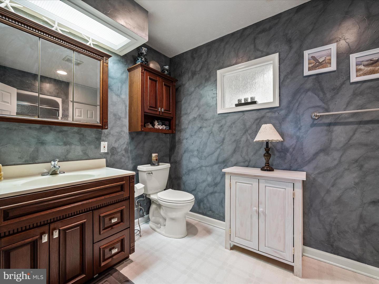 430 SADDLEBACK LN, WINCHESTER, Virginia 22602, 4 Bedrooms Bedrooms, ,3 BathroomsBathrooms,Residential,For sale,430 SADDLEBACK LN,VAFV2036046 MLS # VAFV2036046