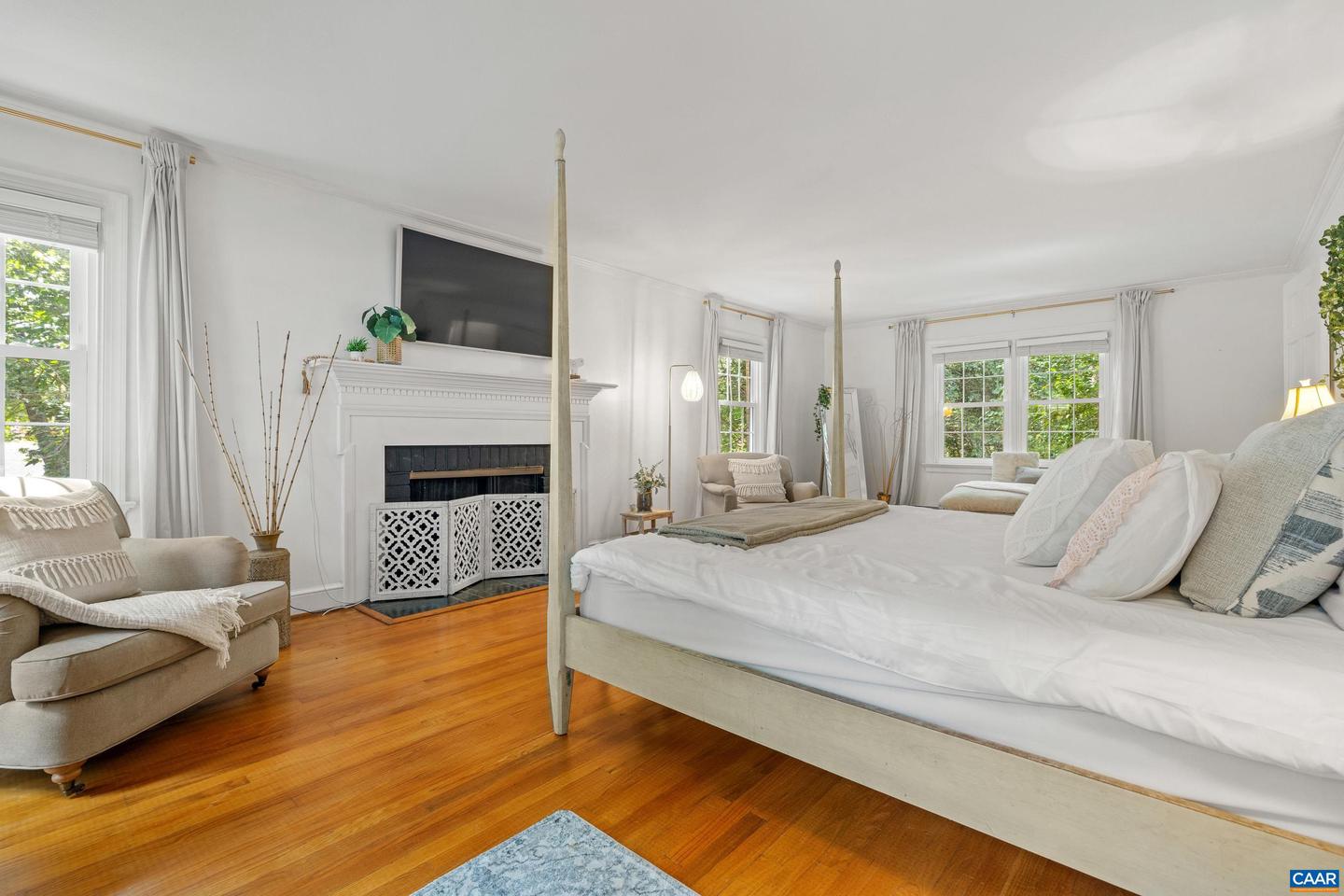 2405 ANGUS RD, CHARLOTTESVILLE, Virginia 22901, 4 Bedrooms Bedrooms, ,3 BathroomsBathrooms,Residential,For sale,2405 ANGUS RD,667860 MLS # 667860