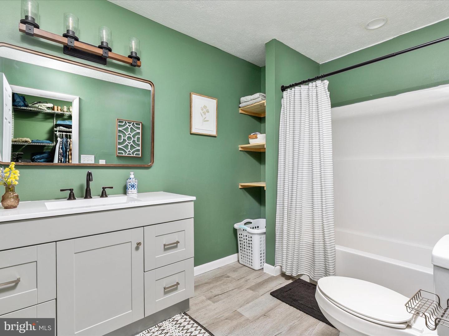 109 GREENWOOD CT, CROSS JUNCTION, Virginia 22625, 3 Bedrooms Bedrooms, ,2 BathroomsBathrooms,Residential,For sale,109 GREENWOOD CT,VAFV2036224 MLS # VAFV2036224