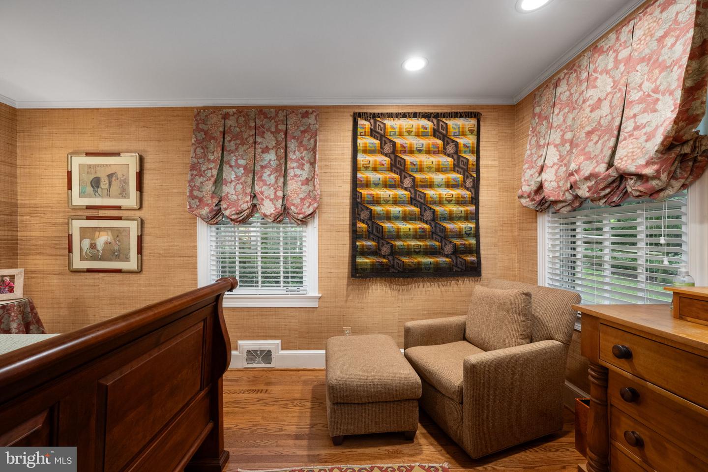 17 NELSON ST, FREDERICKSBURG, Virginia 22405, 3 Bedrooms Bedrooms, 8 Rooms Rooms,3 BathroomsBathrooms,Residential,For sale,17 NELSON ST,VAST2041934 MLS # VAST2041934