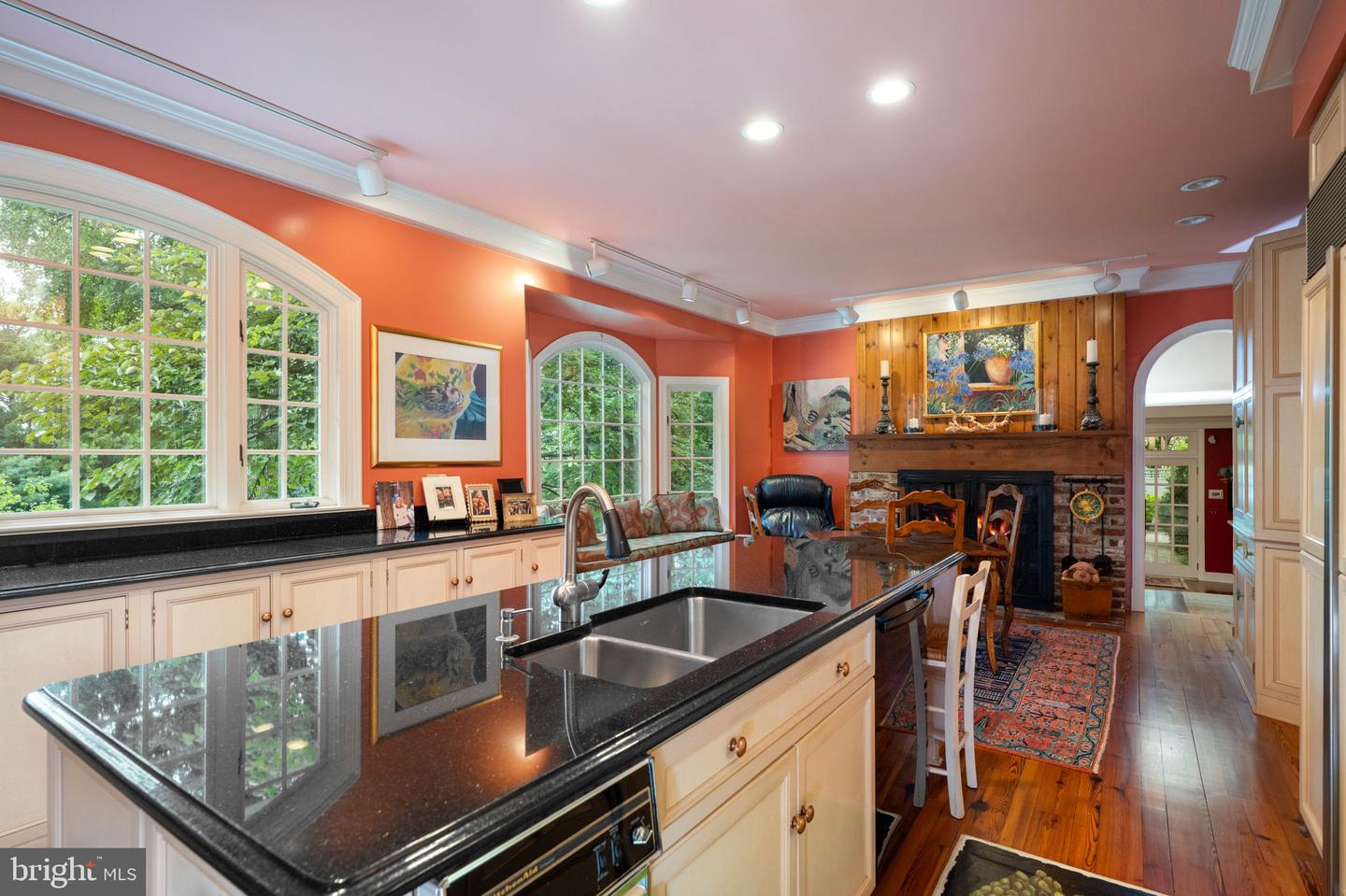 17 NELSON ST, FREDERICKSBURG, Virginia 22405, 3 Bedrooms Bedrooms, 8 Rooms Rooms,3 BathroomsBathrooms,Residential,For sale,17 NELSON ST,VAST2041934 MLS # VAST2041934