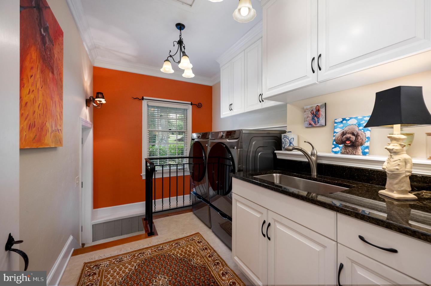 17 NELSON ST, FREDERICKSBURG, Virginia 22405, 3 Bedrooms Bedrooms, 8 Rooms Rooms,3 BathroomsBathrooms,Residential,For sale,17 NELSON ST,VAST2041934 MLS # VAST2041934
