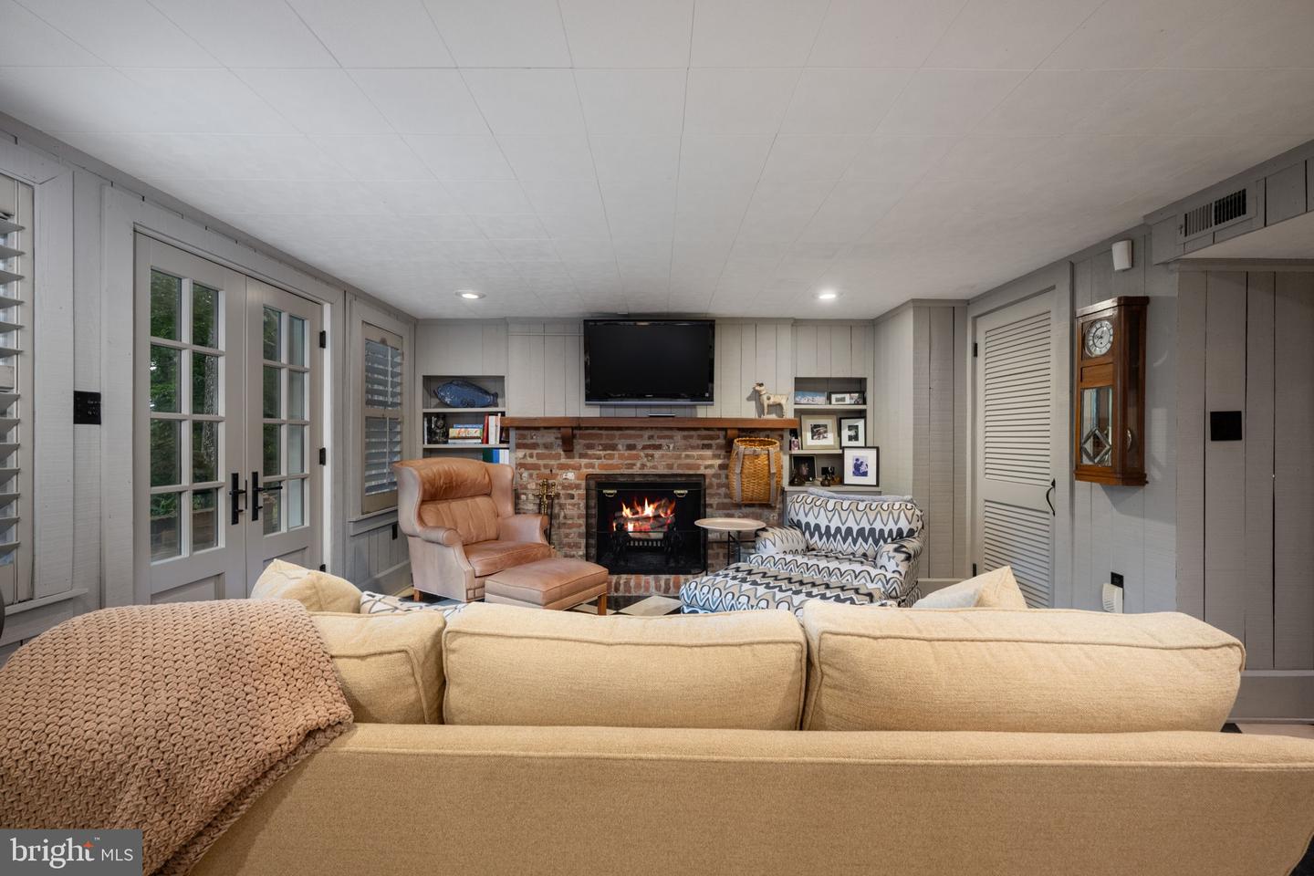 17 NELSON ST, FREDERICKSBURG, Virginia 22405, 3 Bedrooms Bedrooms, 8 Rooms Rooms,3 BathroomsBathrooms,Residential,For sale,17 NELSON ST,VAST2041934 MLS # VAST2041934