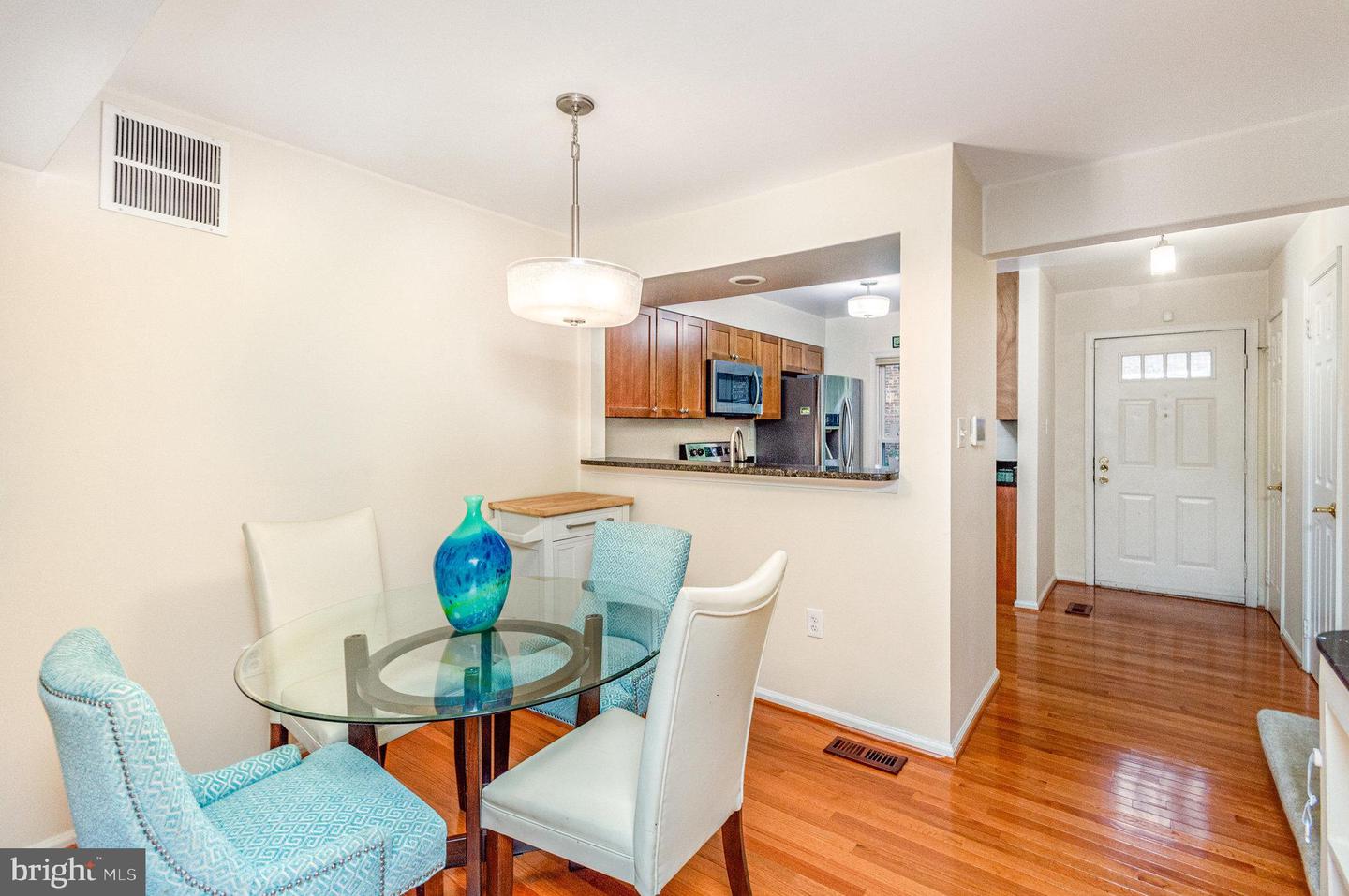 2446 S WALTER REED DR #2, ARLINGTON, Virginia 22206, 2 Bedrooms Bedrooms, ,2 BathroomsBathrooms,Residential,For sale,2446 S WALTER REED DR #2,VAAR2062478 MLS # VAAR2062478 2446 S WALTER REED DR #2, ARLINGTON, Virginia 22206, 2 Bedrooms Bedrooms, ,2 BathroomsBathrooms,Residential,For sale,2446 S WALTER REED DR #2,VAAR2062478 MLS # VAAR2062478