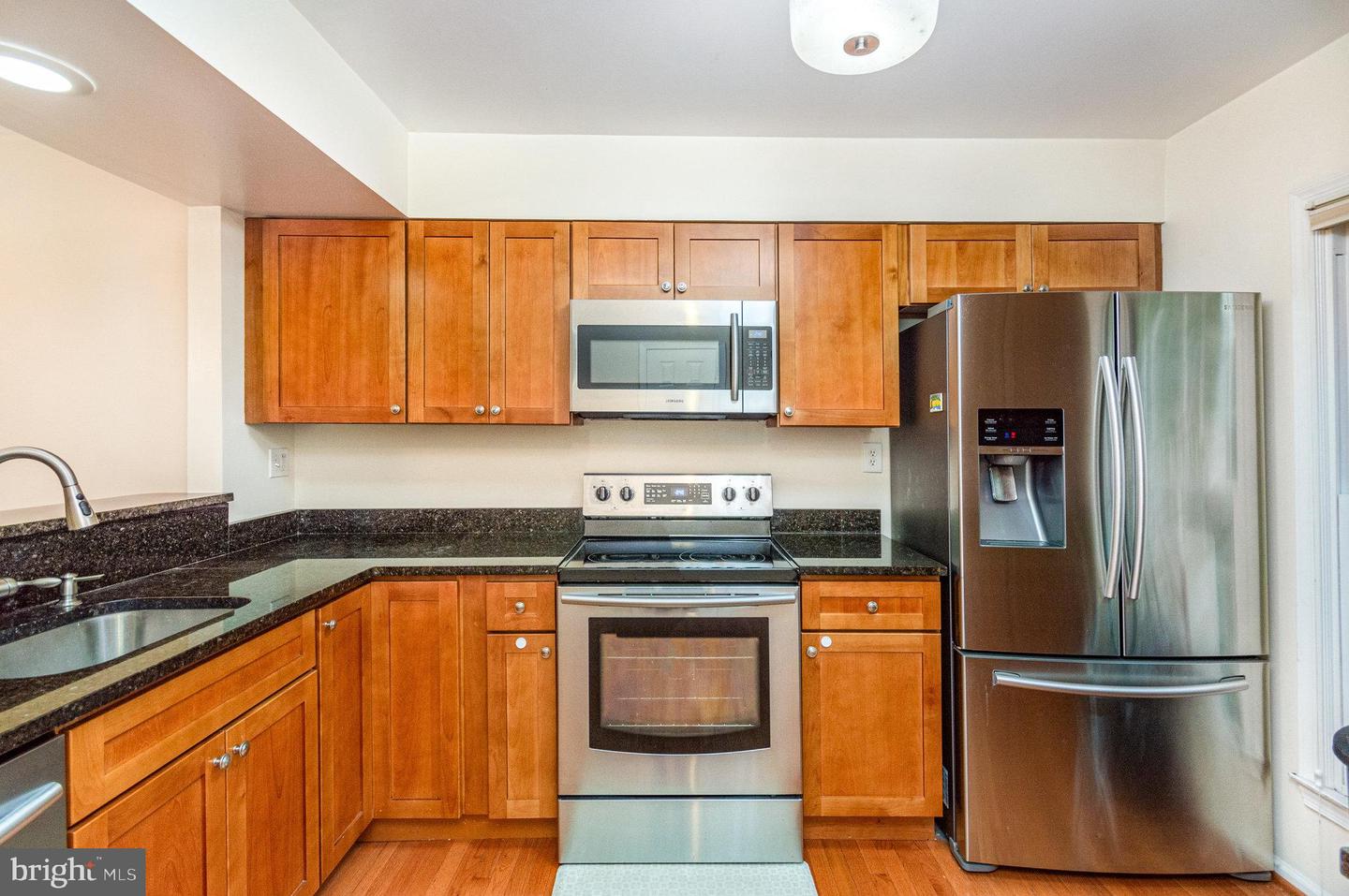 2446 S WALTER REED DR #2, ARLINGTON, Virginia 22206, 2 Bedrooms Bedrooms, ,2 BathroomsBathrooms,Residential,For sale,2446 S WALTER REED DR #2,VAAR2062478 MLS # VAAR2062478 2446 S WALTER REED DR #2, ARLINGTON, Virginia 22206, 2 Bedrooms Bedrooms, ,2 BathroomsBathrooms,Residential,For sale,2446 S WALTER REED DR #2,VAAR2062478 MLS # VAAR2062478