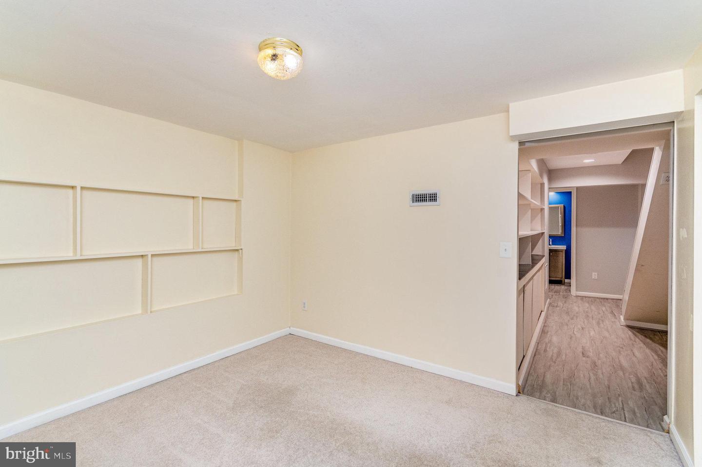 2446 S WALTER REED DR #2, ARLINGTON, Virginia 22206, 2 Bedrooms Bedrooms, ,2 BathroomsBathrooms,Residential,For sale,2446 S WALTER REED DR #2,VAAR2062478 MLS # VAAR2062478 2446 S WALTER REED DR #2, ARLINGTON, Virginia 22206, 2 Bedrooms Bedrooms, ,2 BathroomsBathrooms,Residential,For sale,2446 S WALTER REED DR #2,VAAR2062478 MLS # VAAR2062478