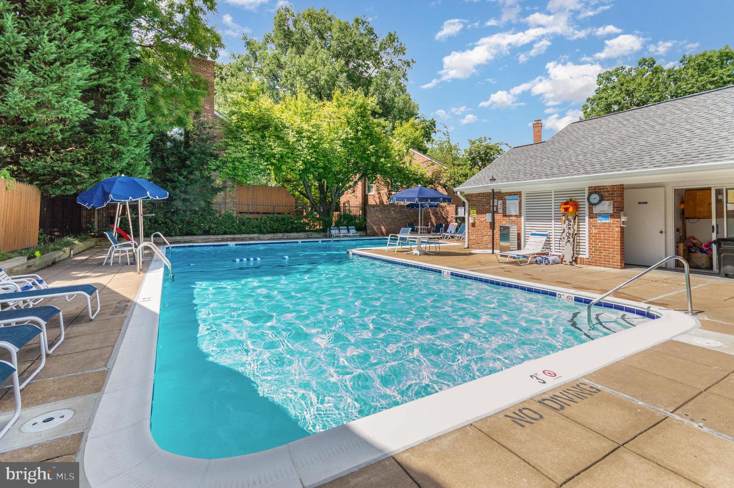 2446 S WALTER REED DR #2, ARLINGTON, Virginia 22206, 2 Bedrooms Bedrooms, ,2 BathroomsBathrooms,Residential,For sale,2446 S WALTER REED DR #2,VAAR2062478 MLS # VAAR2062478 2446 S WALTER REED DR #2, ARLINGTON, Virginia 22206, 2 Bedrooms Bedrooms, ,2 BathroomsBathrooms,Residential,For sale,2446 S WALTER REED DR #2,VAAR2062478 MLS # VAAR2062478