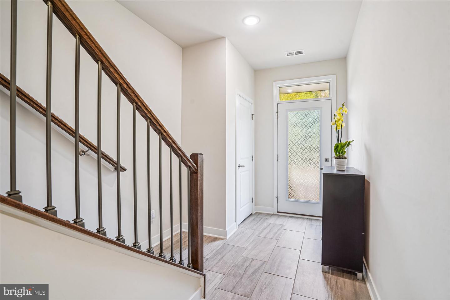 9324 SWEETBAY MAGNOLIA CT, FAIRFAX, Virginia 22031, 4 Bedrooms Bedrooms, ,3 BathroomsBathrooms,Residential,For sale,9324 SWEETBAY MAGNOLIA CT,VAFX2262480 MLS # VAFX2262480