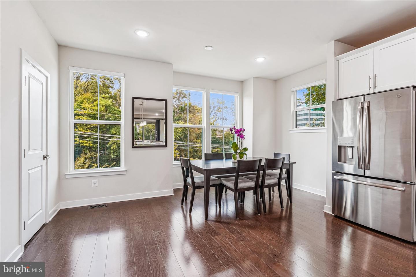9324 SWEETBAY MAGNOLIA CT, FAIRFAX, Virginia 22031, 4 Bedrooms Bedrooms, ,3 BathroomsBathrooms,Residential,For sale,9324 SWEETBAY MAGNOLIA CT,VAFX2262480 MLS # VAFX2262480