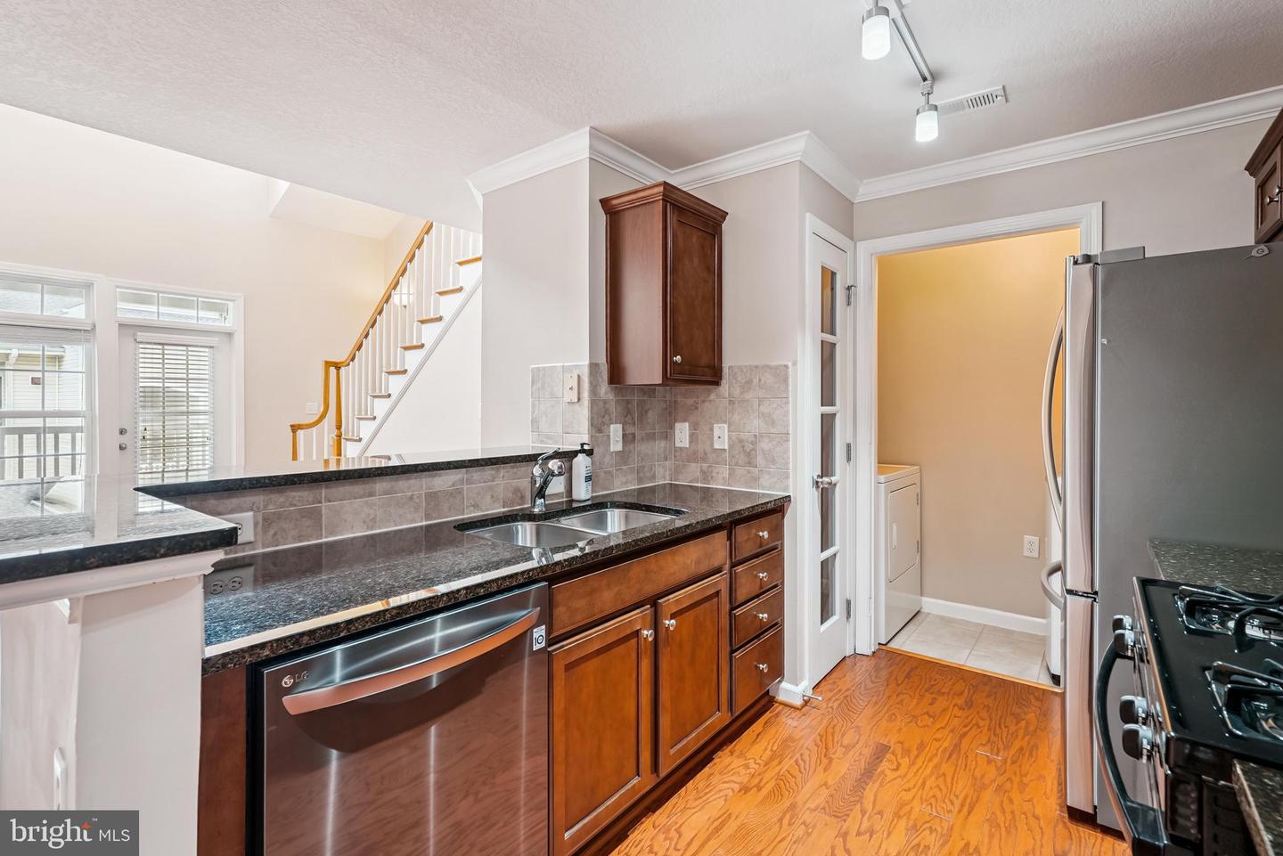 508 SUNSET VIEW TER SE #407, LEESBURG, Virginia 20175, 1 Bedroom Bedrooms, ,1 BathroomBathrooms,Residential,For sale,508 SUNSET VIEW TER SE #407,VALO2105010 MLS # VALO2105010
