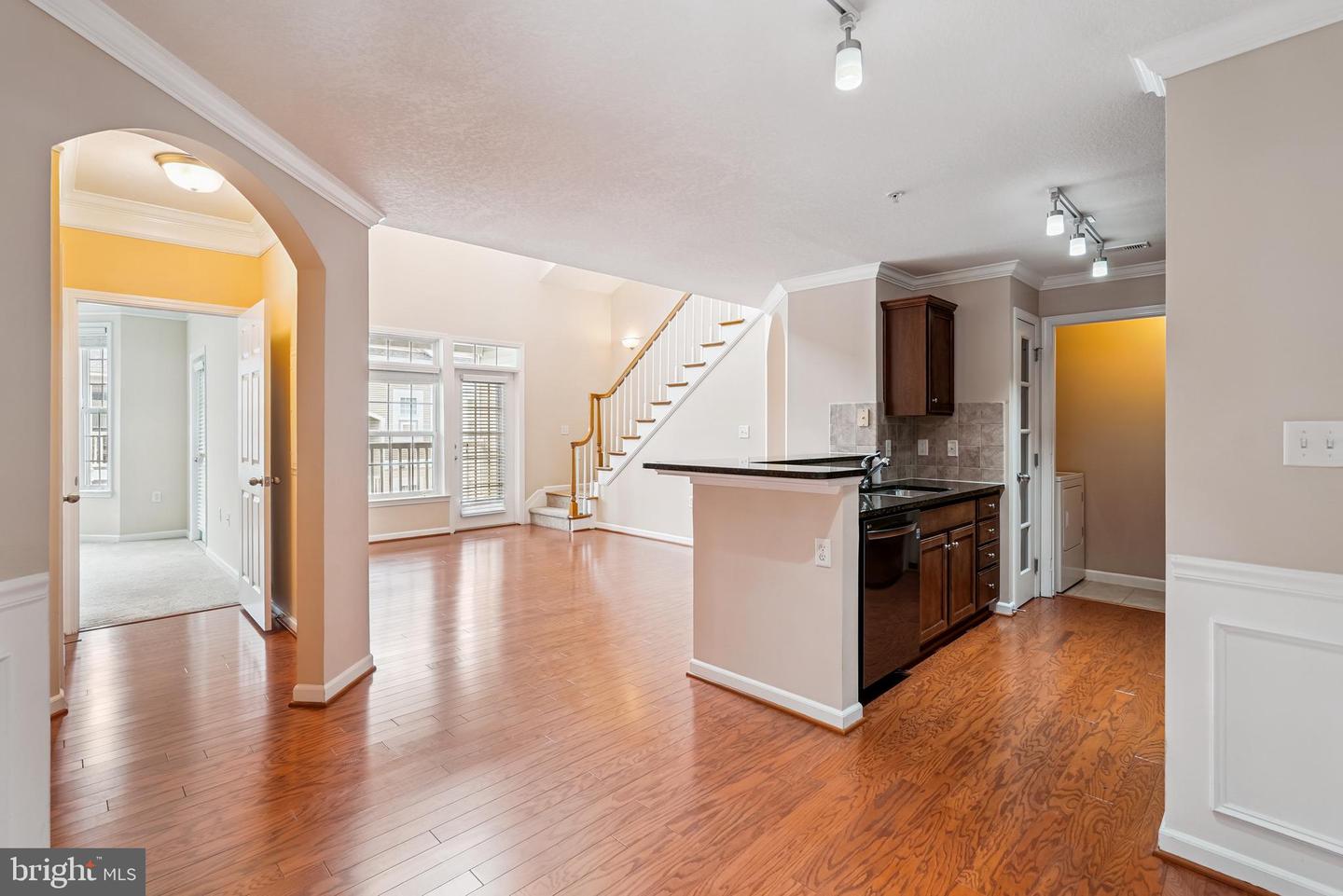 508 SUNSET VIEW TER SE #407, LEESBURG, Virginia 20175, 1 Bedroom Bedrooms, ,1 BathroomBathrooms,Residential,For sale,508 SUNSET VIEW TER SE #407,VALO2105010 MLS # VALO2105010