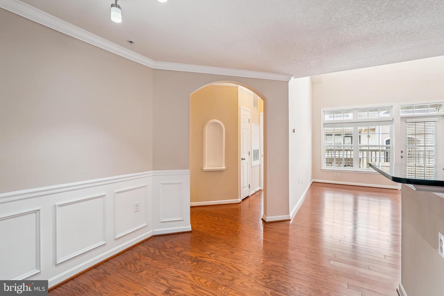508 SUNSET VIEW TER SE #407, LEESBURG, Virginia 20175, 1 Bedroom Bedrooms, ,1 BathroomBathrooms,Residential,For sale,508 SUNSET VIEW TER SE #407,VALO2105010 MLS # VALO2105010
