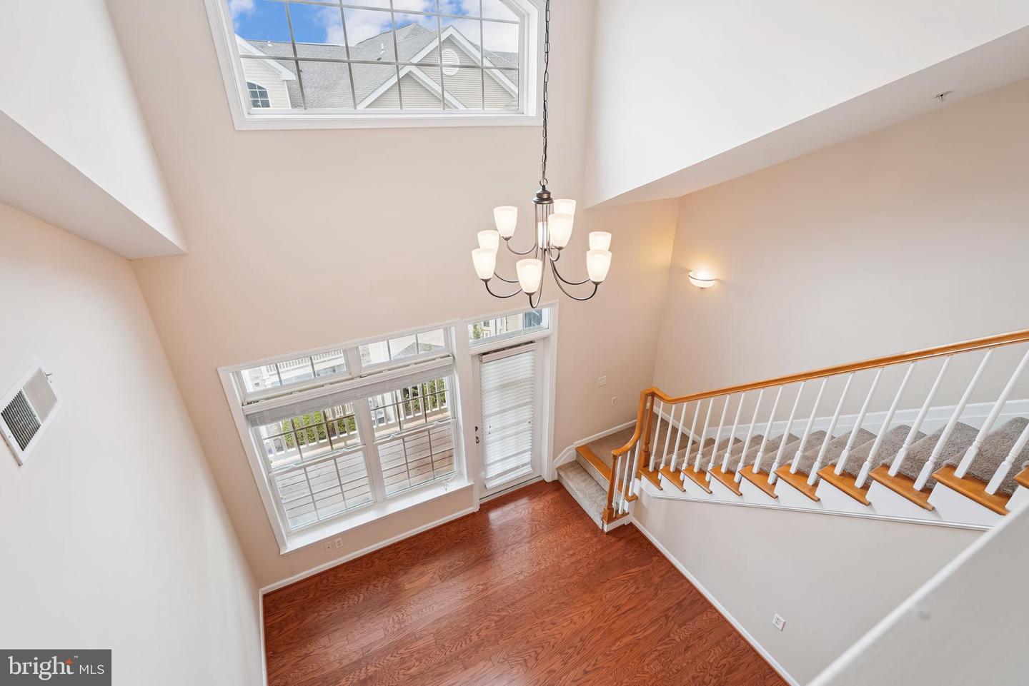 508 SUNSET VIEW TER SE #407, LEESBURG, Virginia 20175, 1 Bedroom Bedrooms, ,1 BathroomBathrooms,Residential,For sale,508 SUNSET VIEW TER SE #407,VALO2105010 MLS # VALO2105010