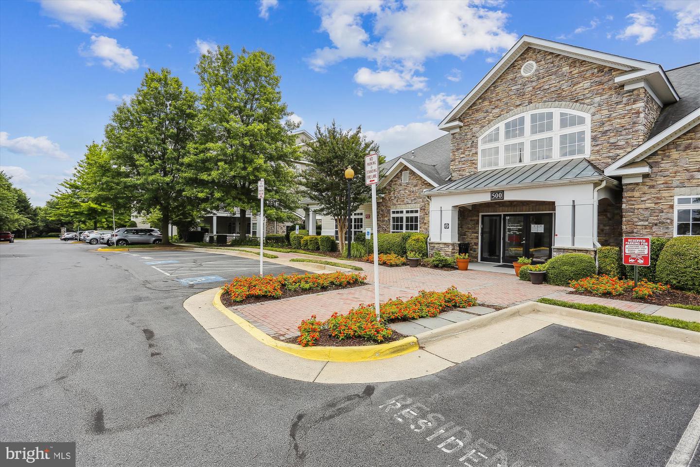 508 SUNSET VIEW TER SE #407, LEESBURG, Virginia 20175, 1 Bedroom Bedrooms, ,1 BathroomBathrooms,Residential,For sale,508 SUNSET VIEW TER SE #407,VALO2105010 MLS # VALO2105010