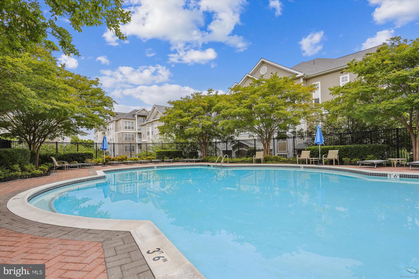 508 SUNSET VIEW TER SE #407, LEESBURG, Virginia 20175, 1 Bedroom Bedrooms, ,1 BathroomBathrooms,Residential,For sale,508 SUNSET VIEW TER SE #407,VALO2105010 MLS # VALO2105010