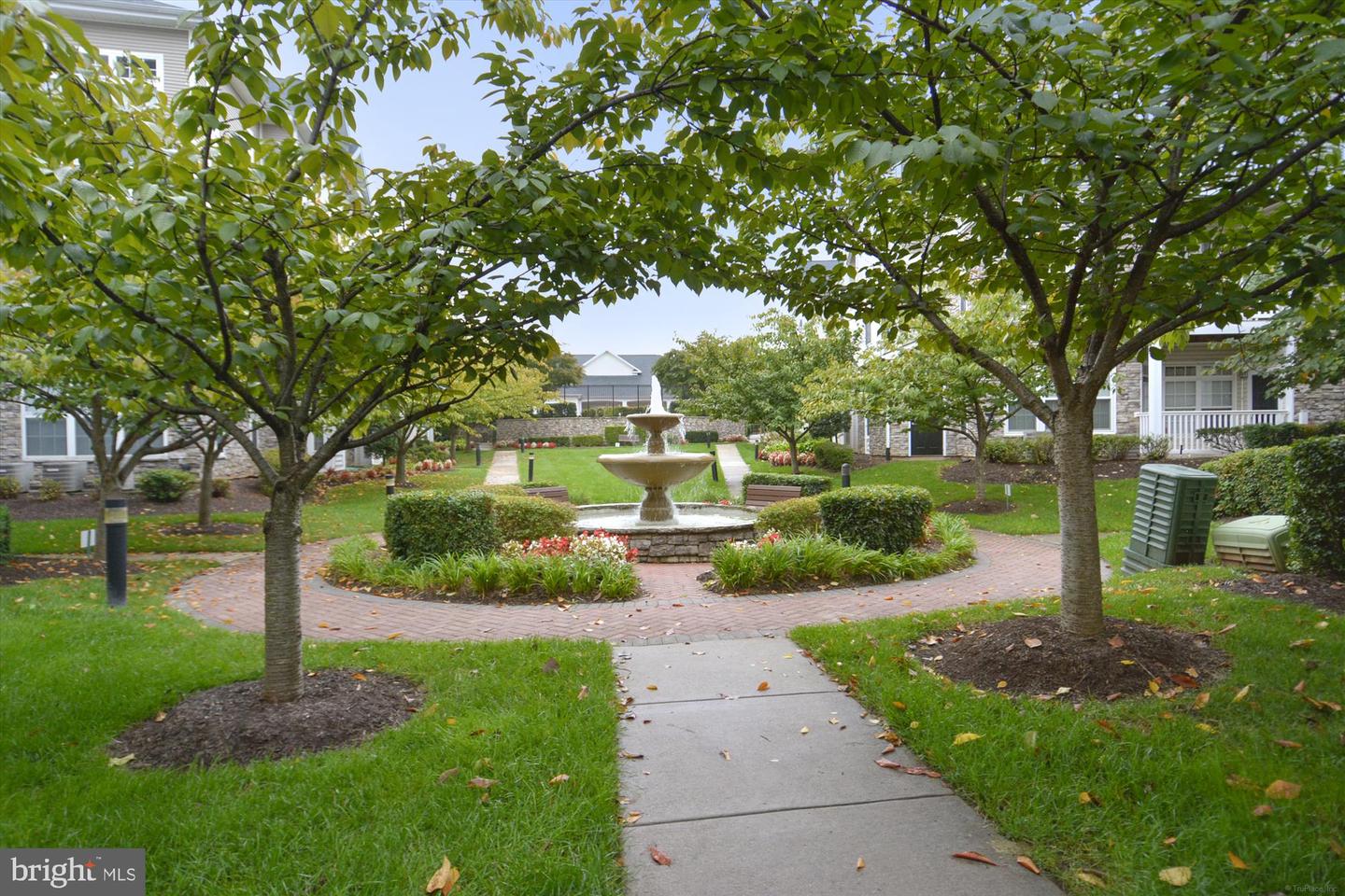 508 SUNSET VIEW TER SE #407, LEESBURG, Virginia 20175, 1 Bedroom Bedrooms, ,1 BathroomBathrooms,Residential,For sale,508 SUNSET VIEW TER SE #407,VALO2105010 MLS # VALO2105010
